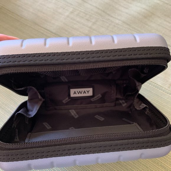 AWAY The mini small travel essential toiletry case hard zip around in SILVER - Picture 6 of 8